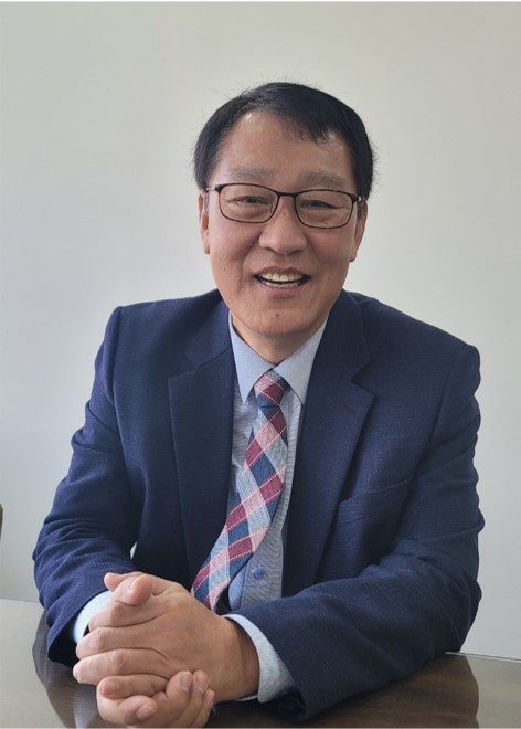 안성기